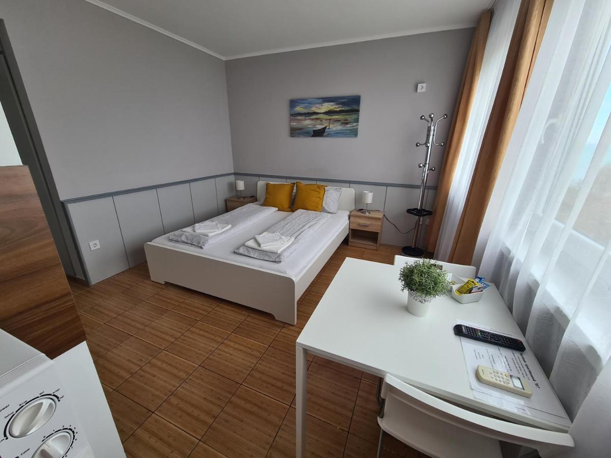 Surman Apartmanok Siófok Eksteriør billede