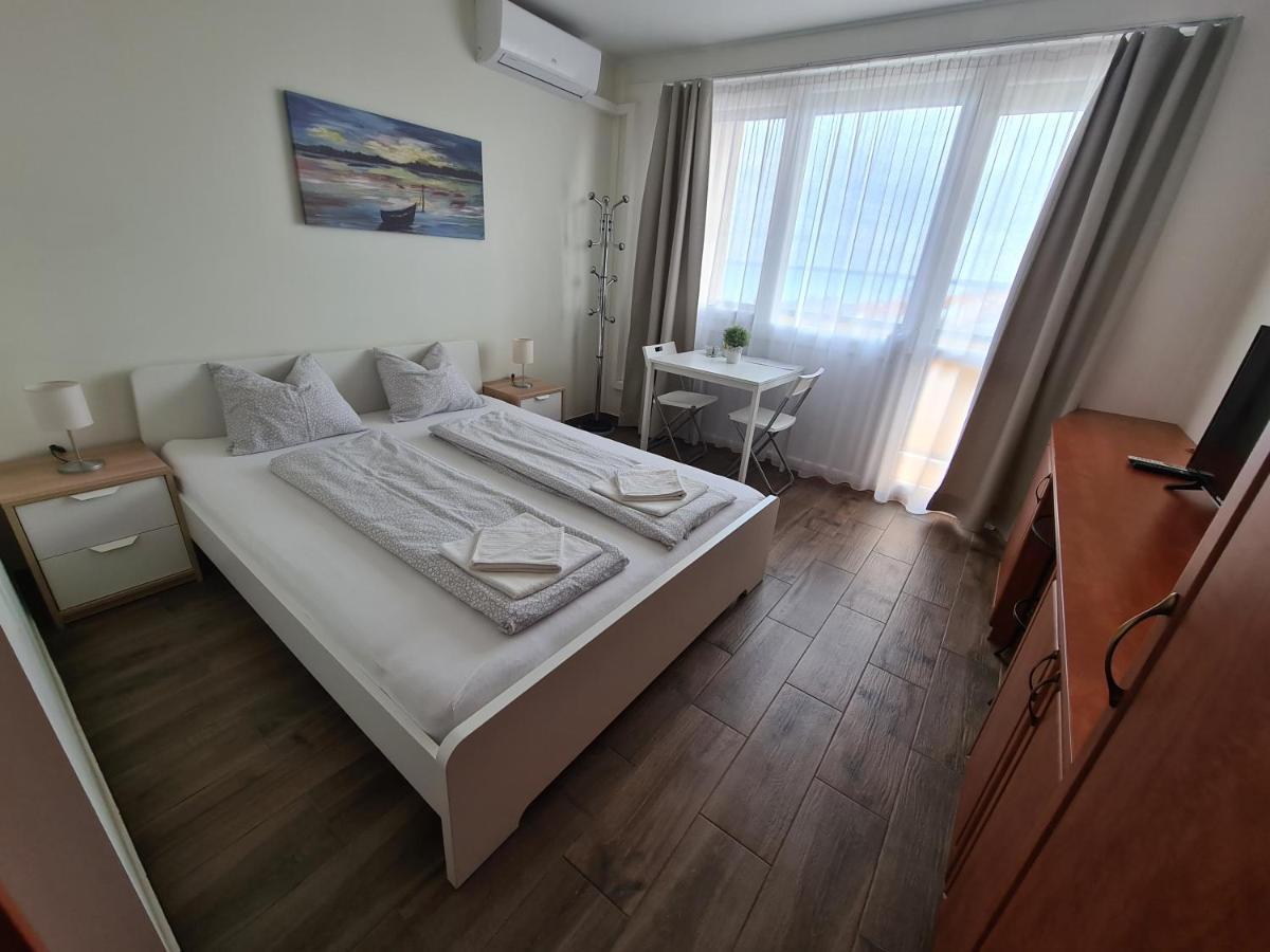 Surman Apartmanok Siófok Eksteriør billede