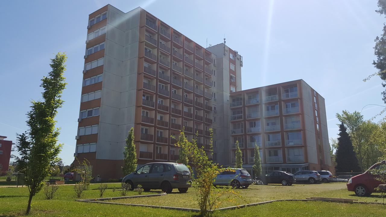 Surman Apartmanok Siófok Eksteriør billede